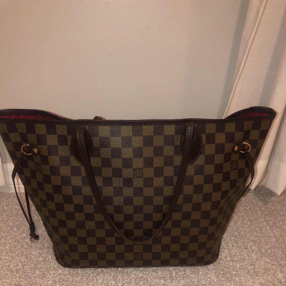 Louis Vuitton Neverfull MM